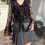 ラッフルレースブラウス