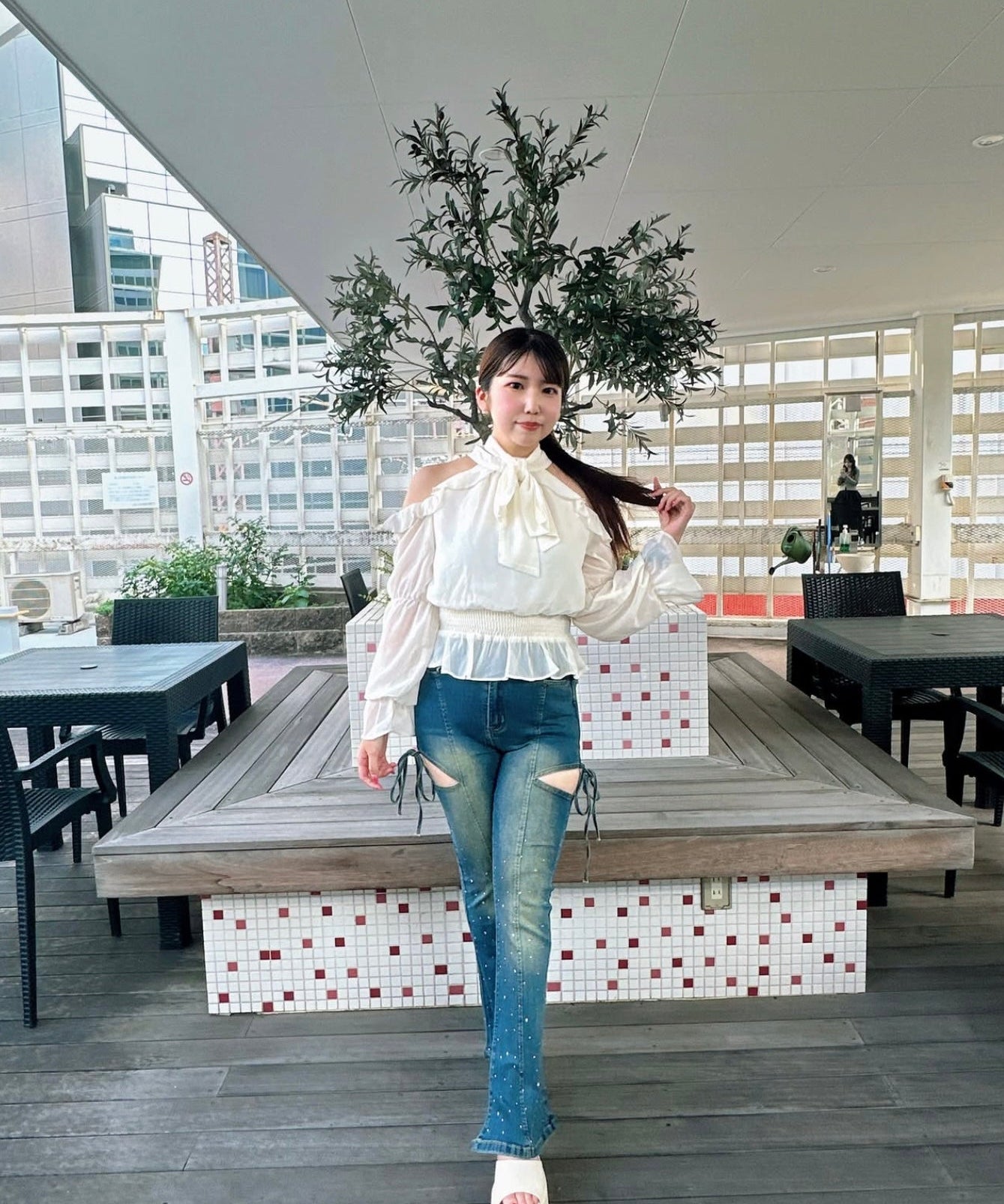 【oneway】oneway glamorous 梅田EST店（156cm）