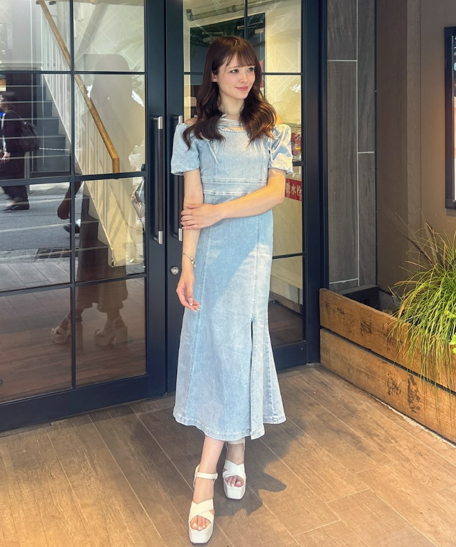one way glamorous 梅田EST店　(162㎝)