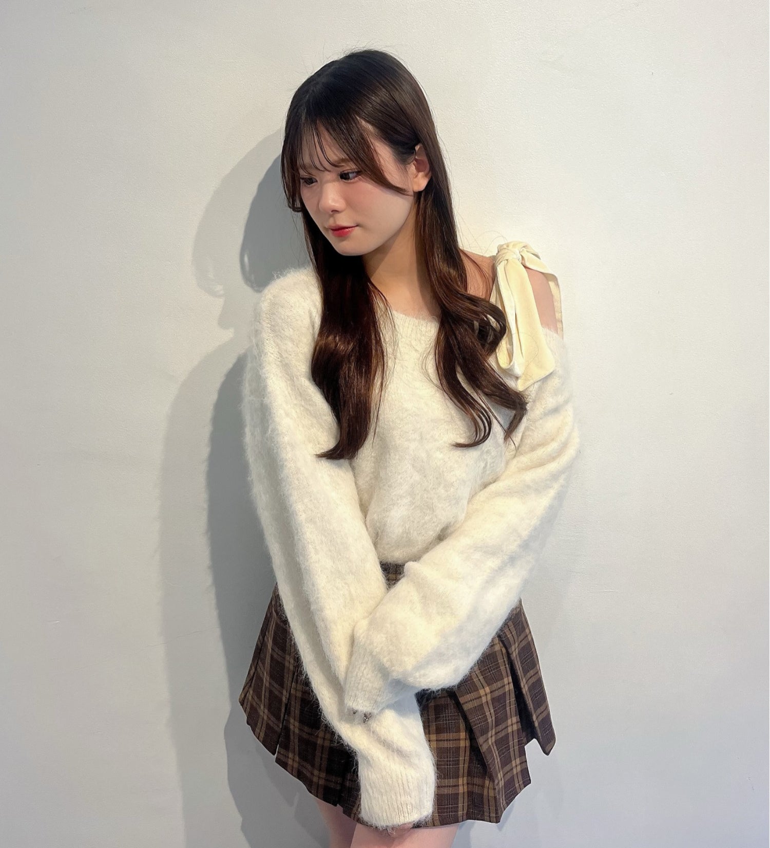 ベロアリボンワンショルニット