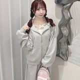 ビジューまみれパーカー