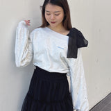 袖ビジューリボンワンショルトレーナー