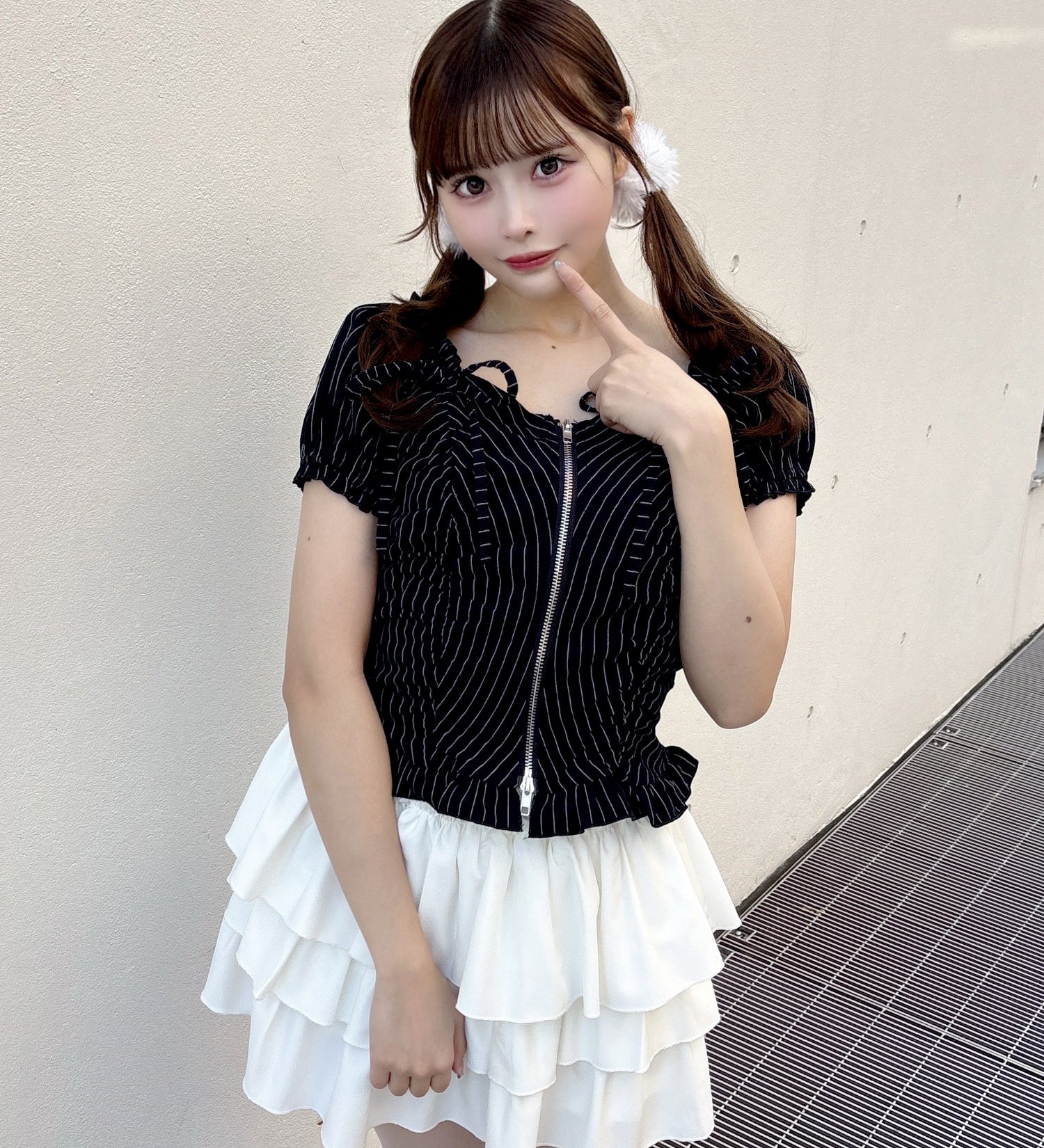 【予約商品 4月中旬発送】ジップギャザーブラウス