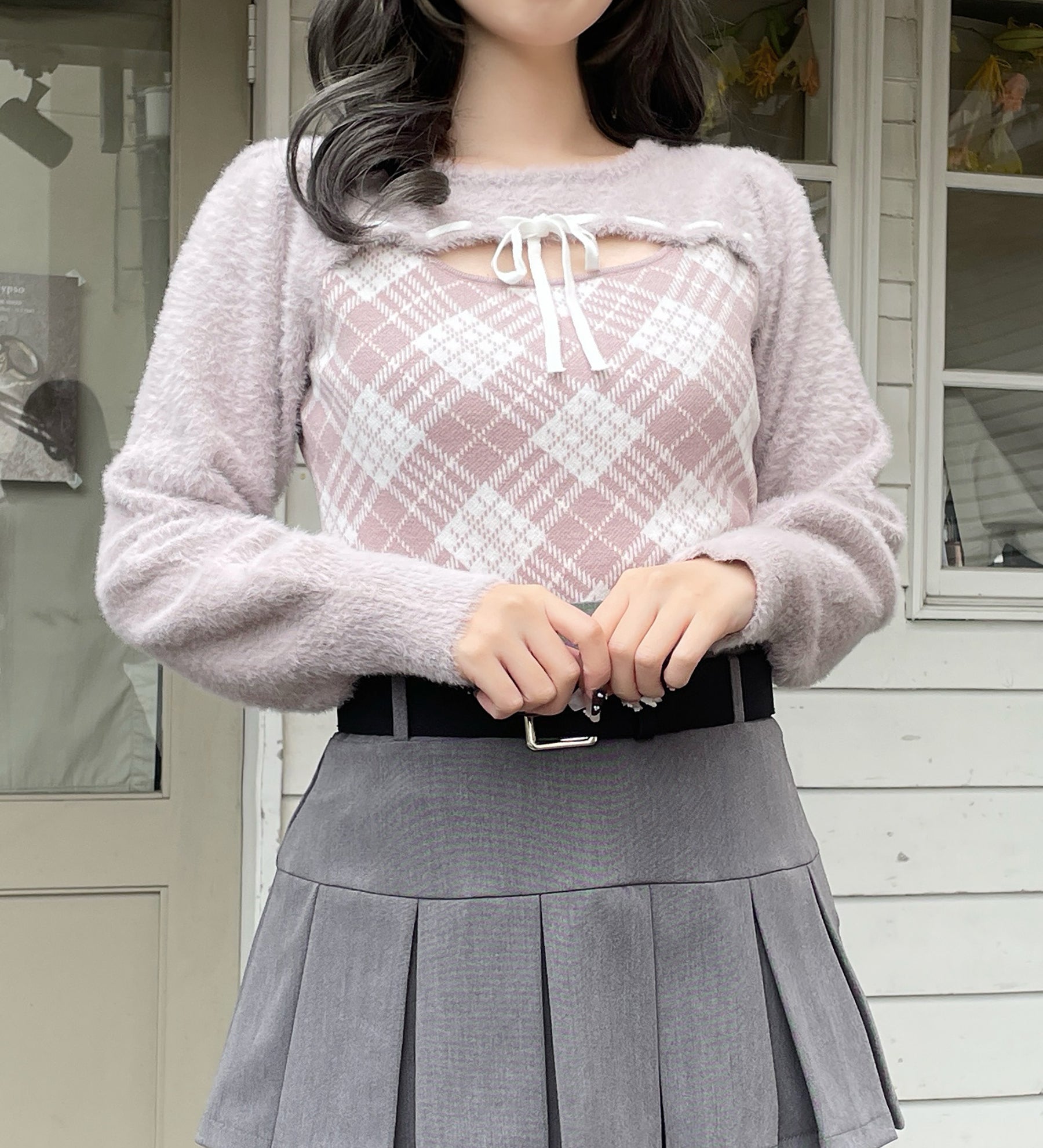 フロントアキリボンニット