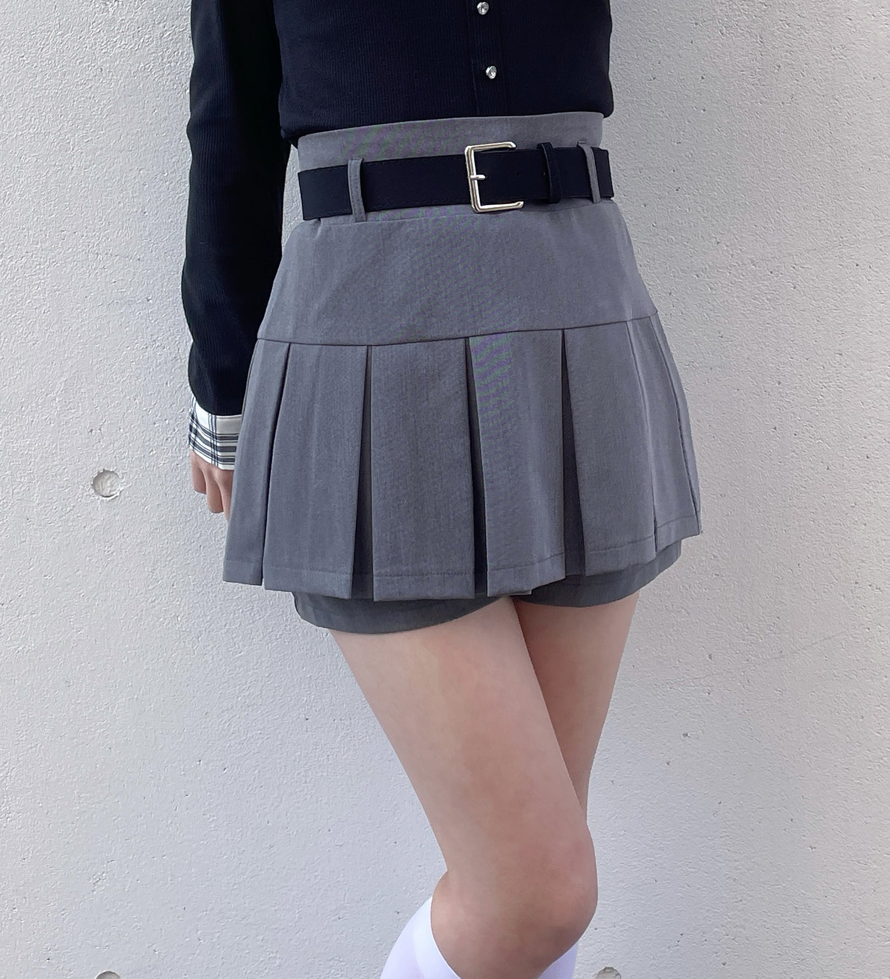 ベルト付きスカパン