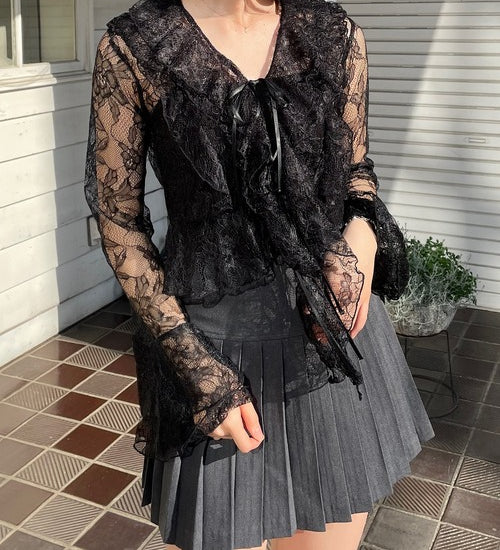 ラッフルレースブラウス