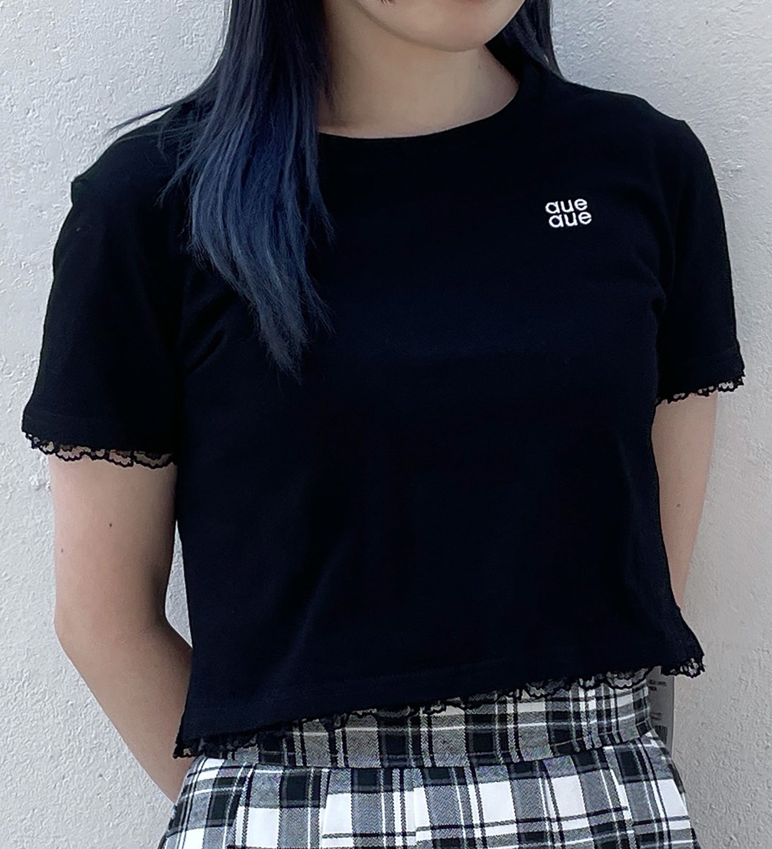 バックリボンTシャツ