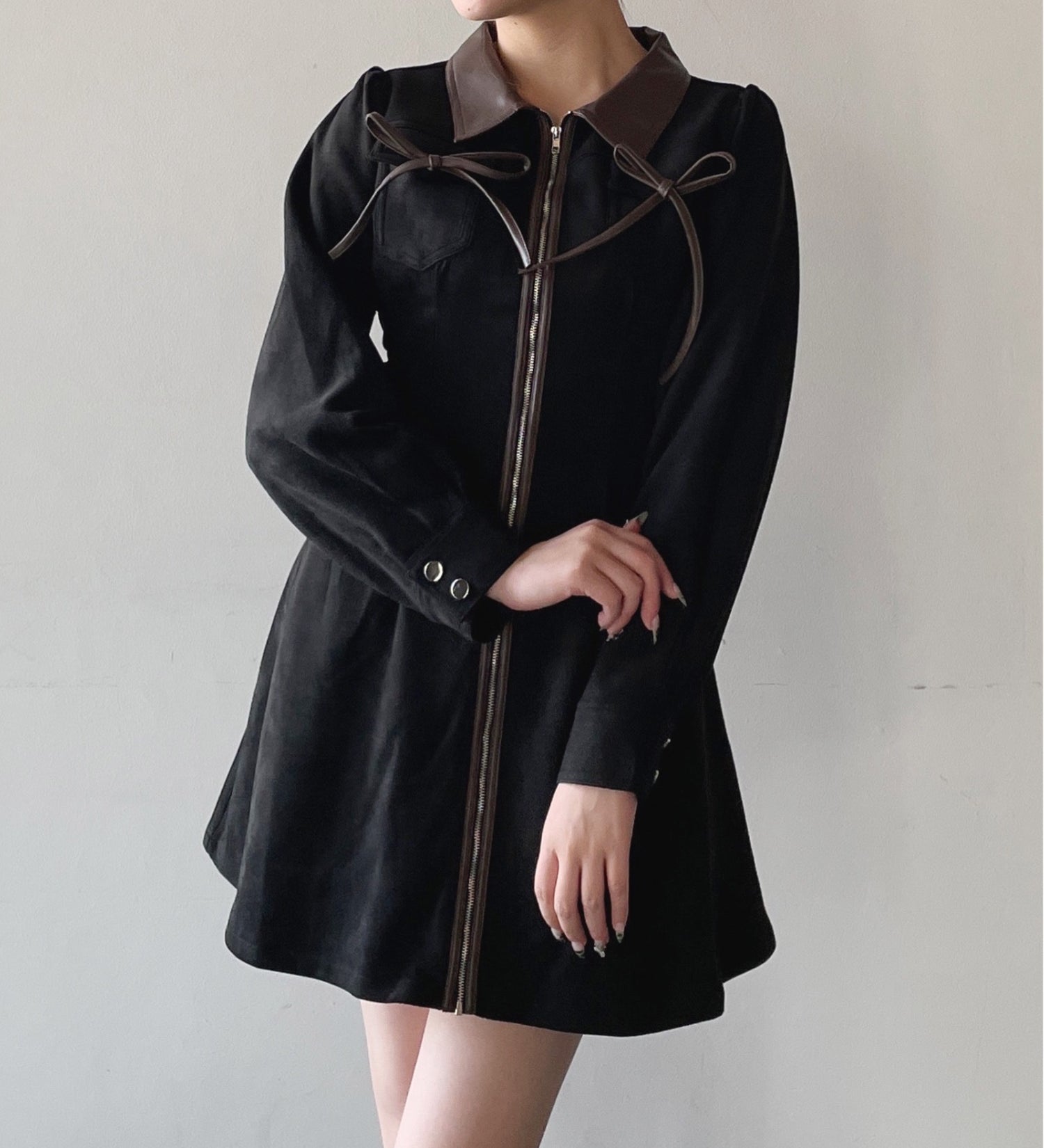 【予約商品 10月上旬お届け】長袖フロントジップワンピース