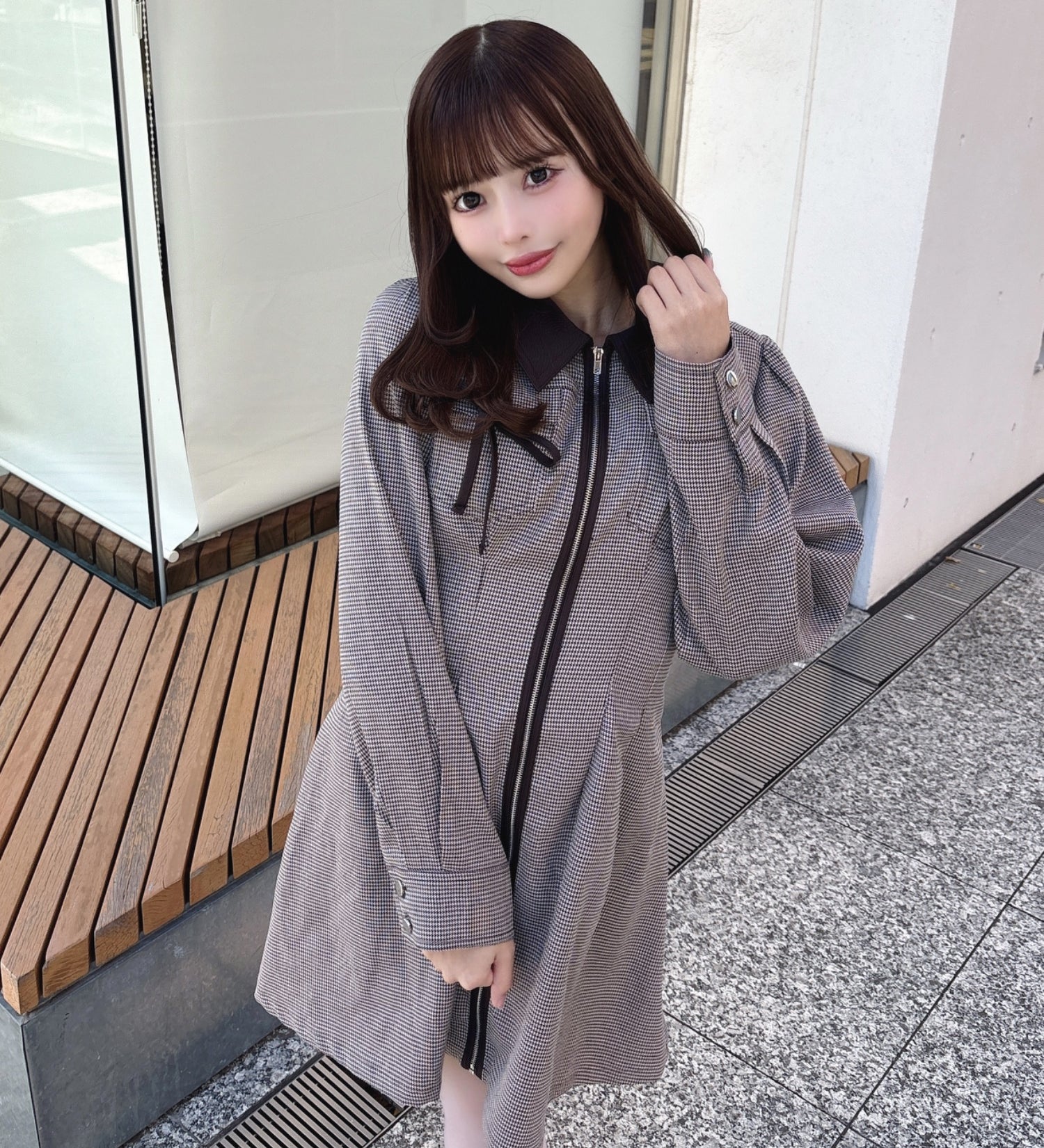 長袖フロントジップワンピース