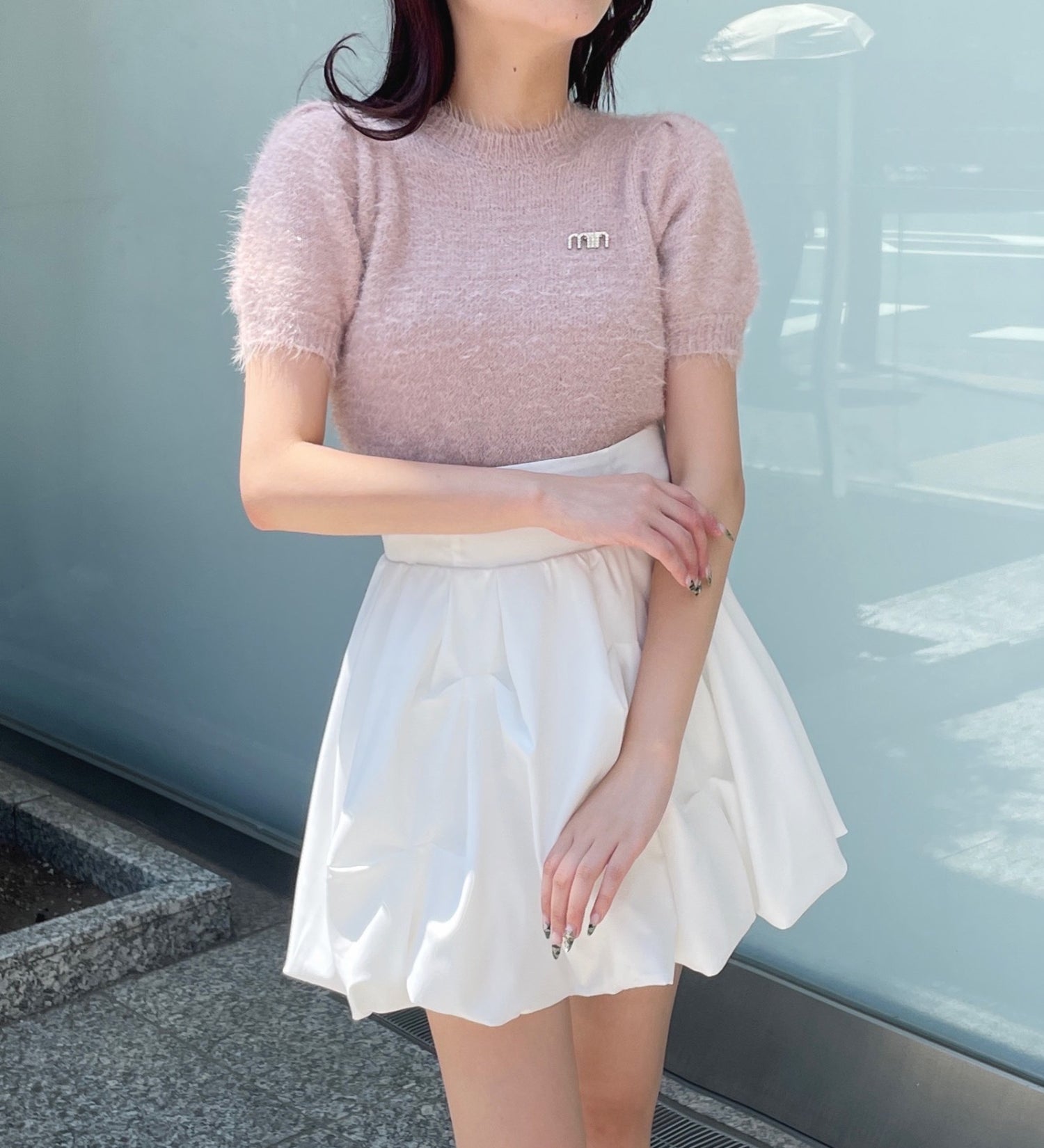 【予約商品 9月中旬お届け】ブローチ付きフェザーニット