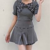リボンTシャツ