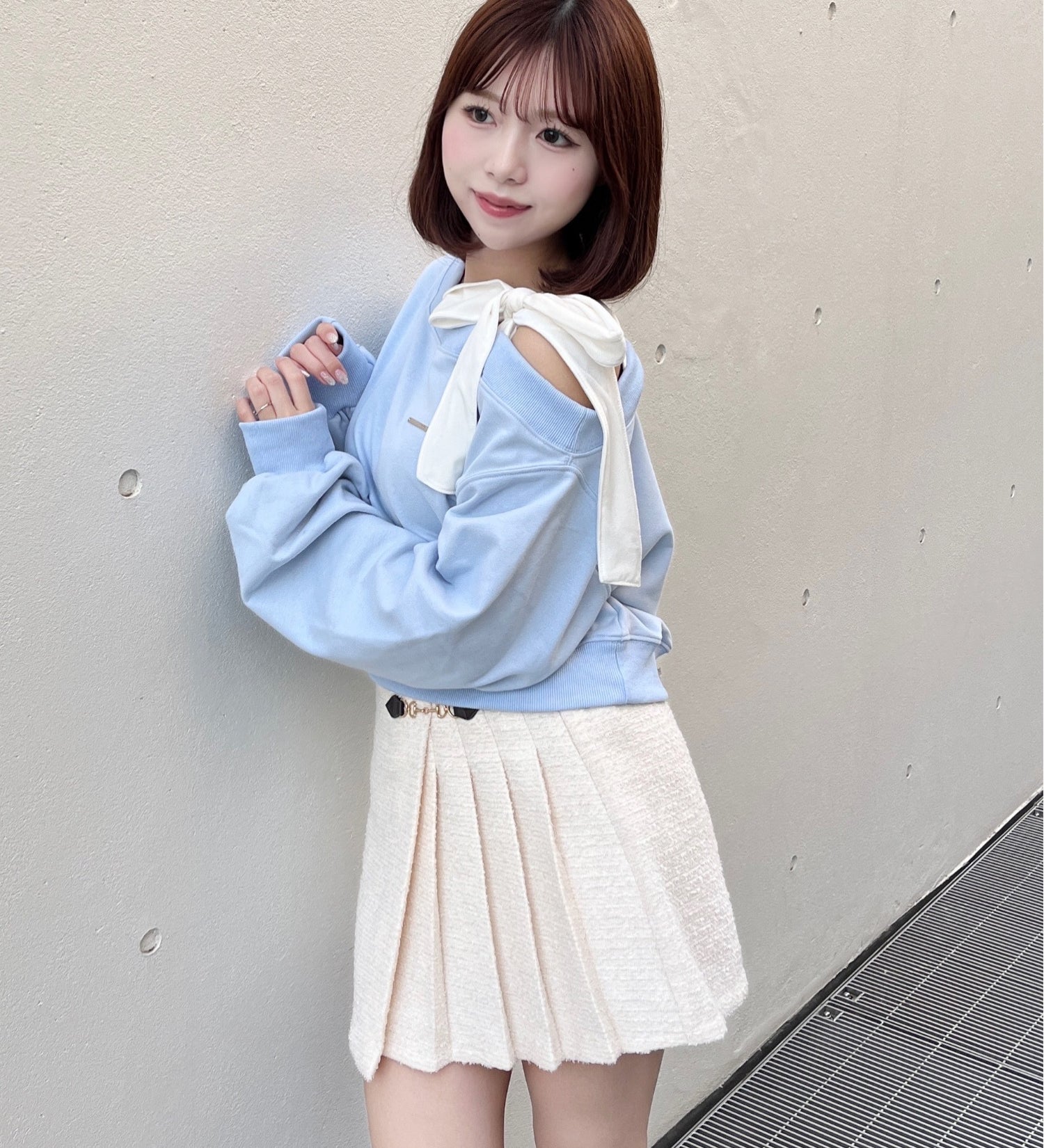 リボンワンショルトレーナー