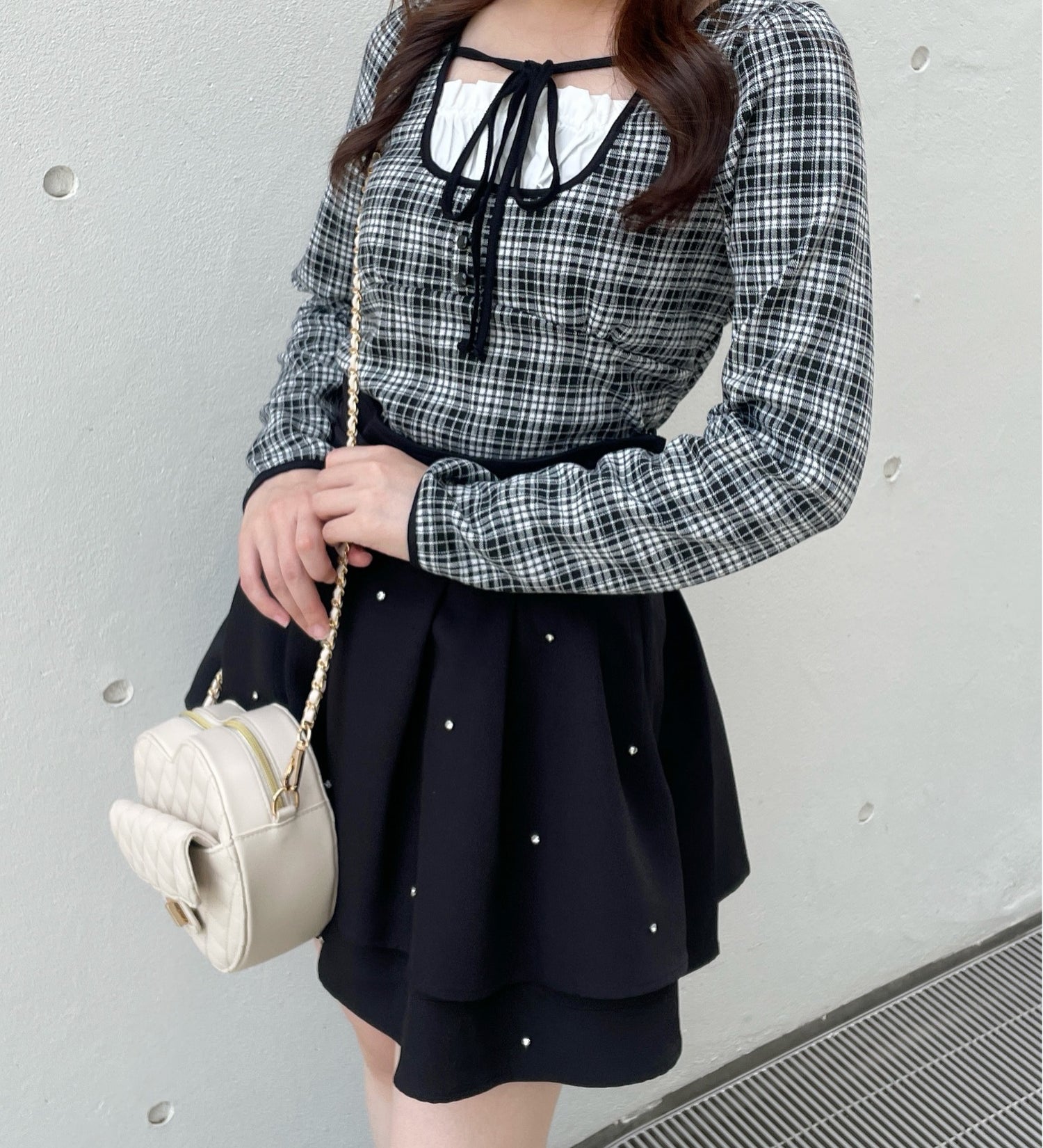 【予約商品 10月下旬お届け】長袖チェックパイピングカットソー