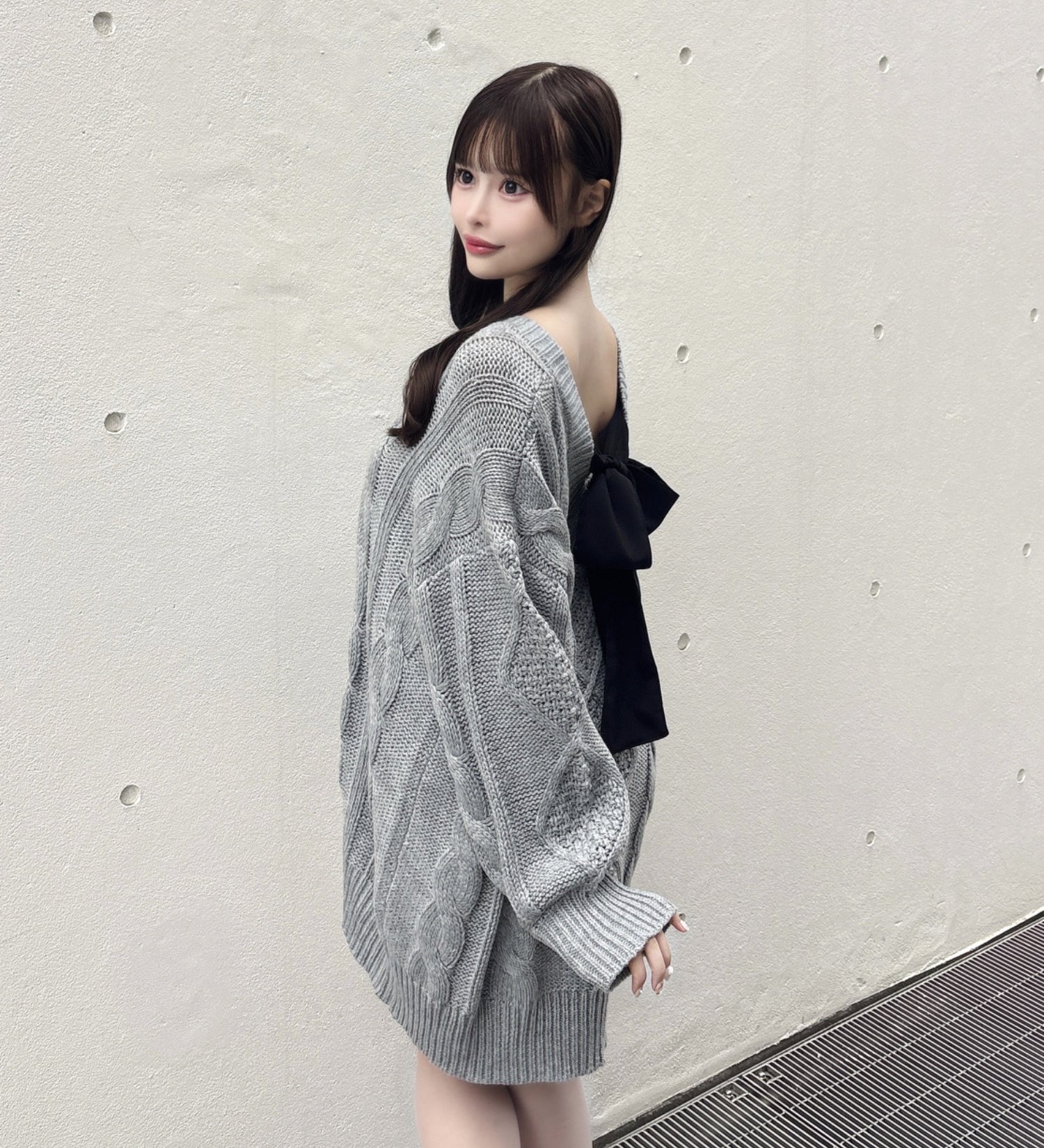 バックリボンニットワンピース