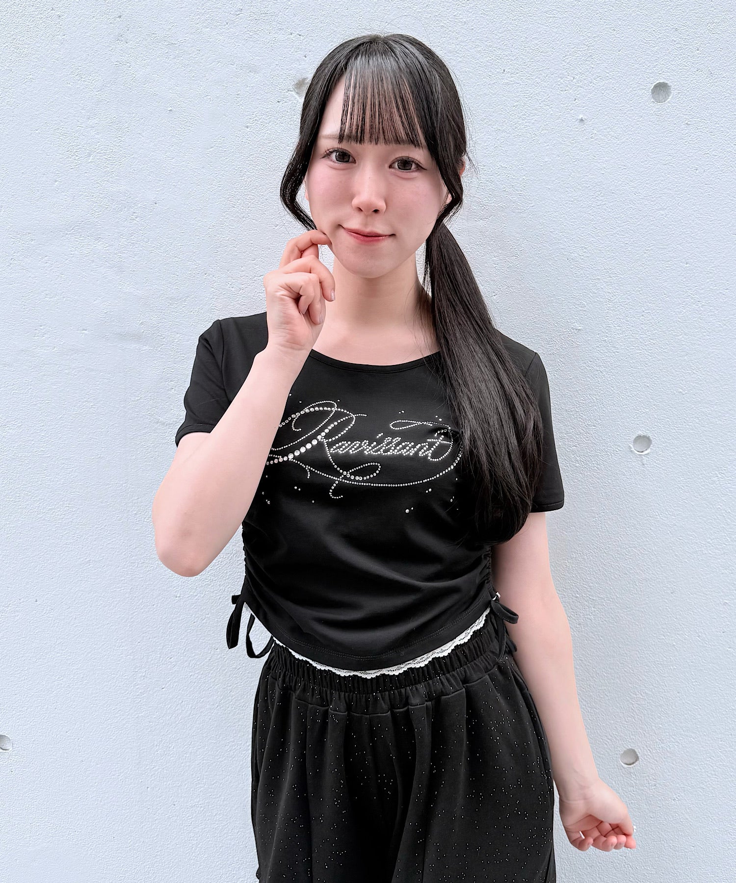 ストーンロゴTシャツ