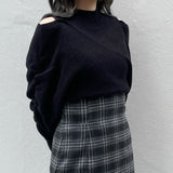 シャーリング袖カシュクールニット