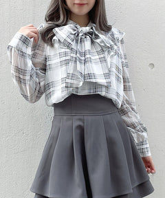 ボウタイフリルブラウス