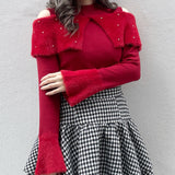 フェザー衿肩開きニット