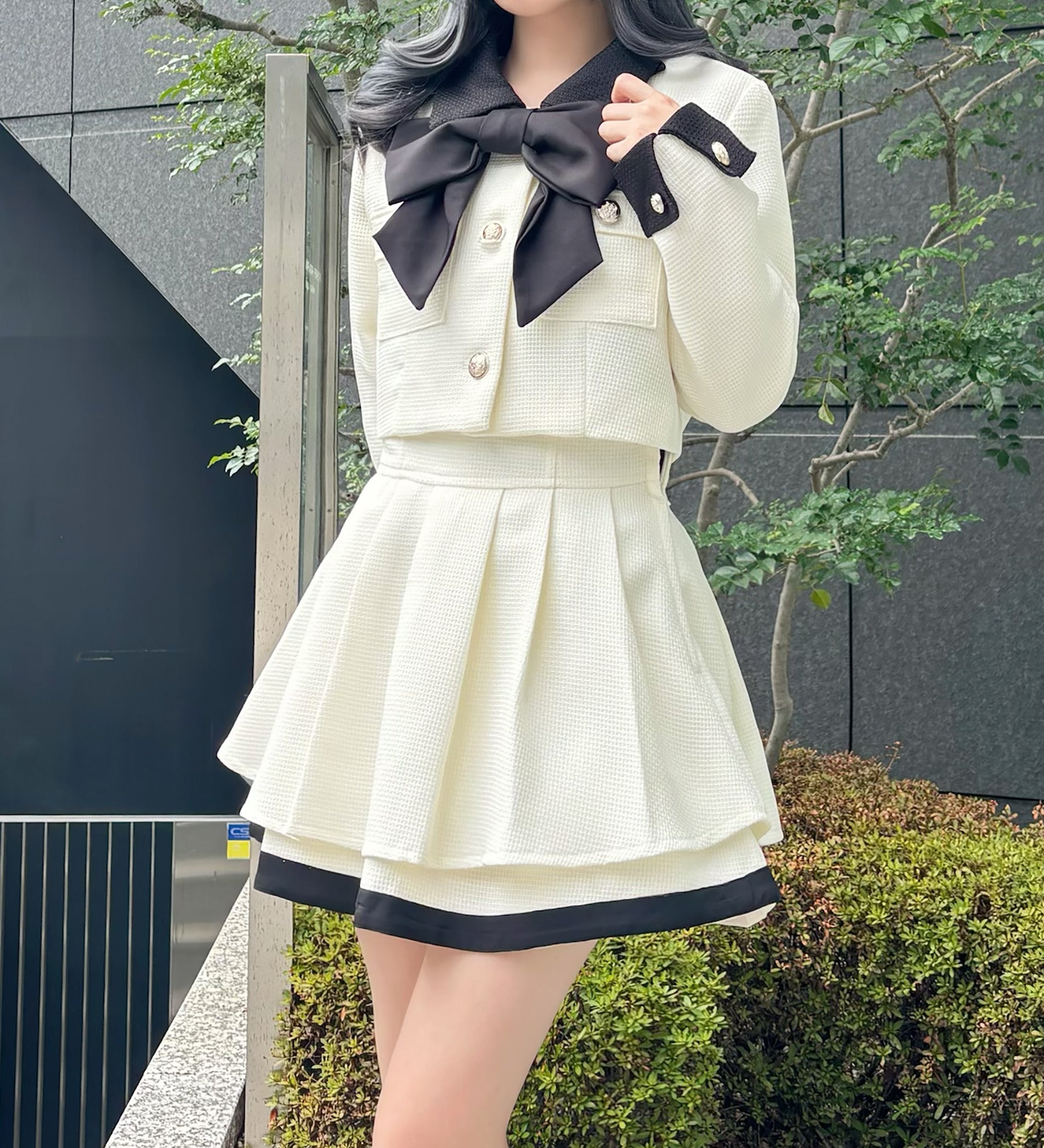 【予約商品 10月下旬お届け】リボン付きバイカラーセットアップ