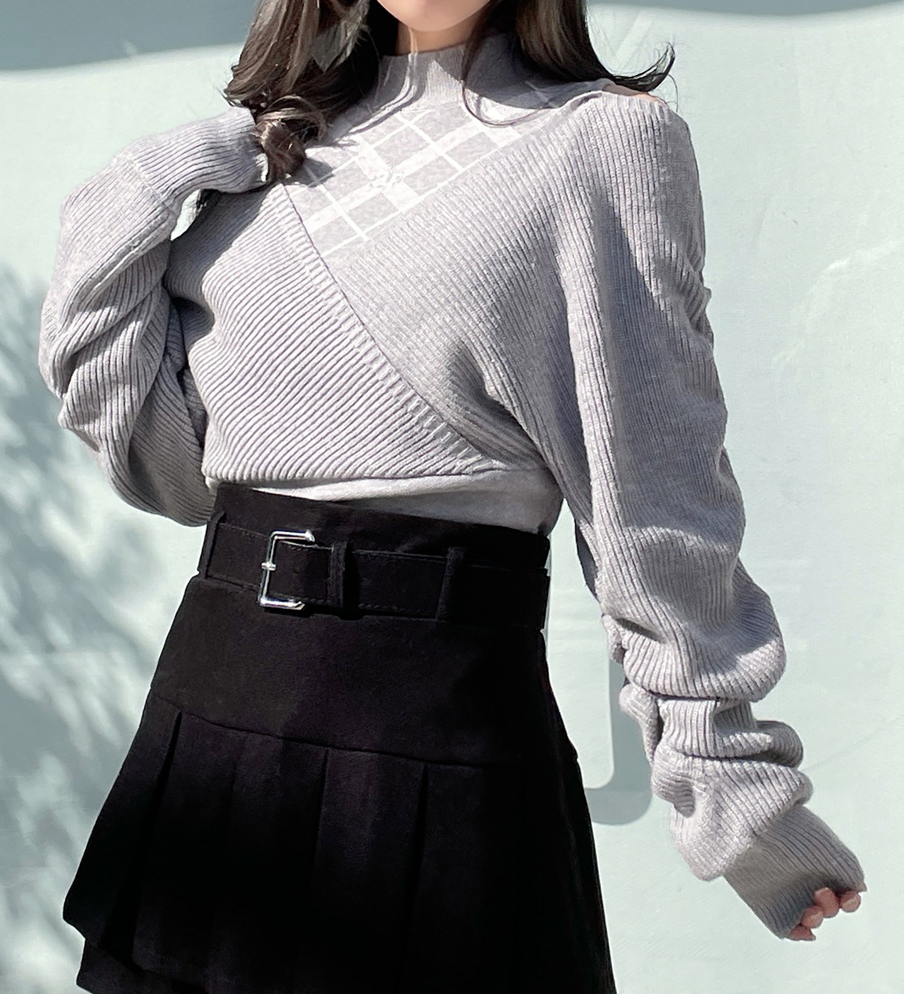 シャーリング袖カシュクールニット