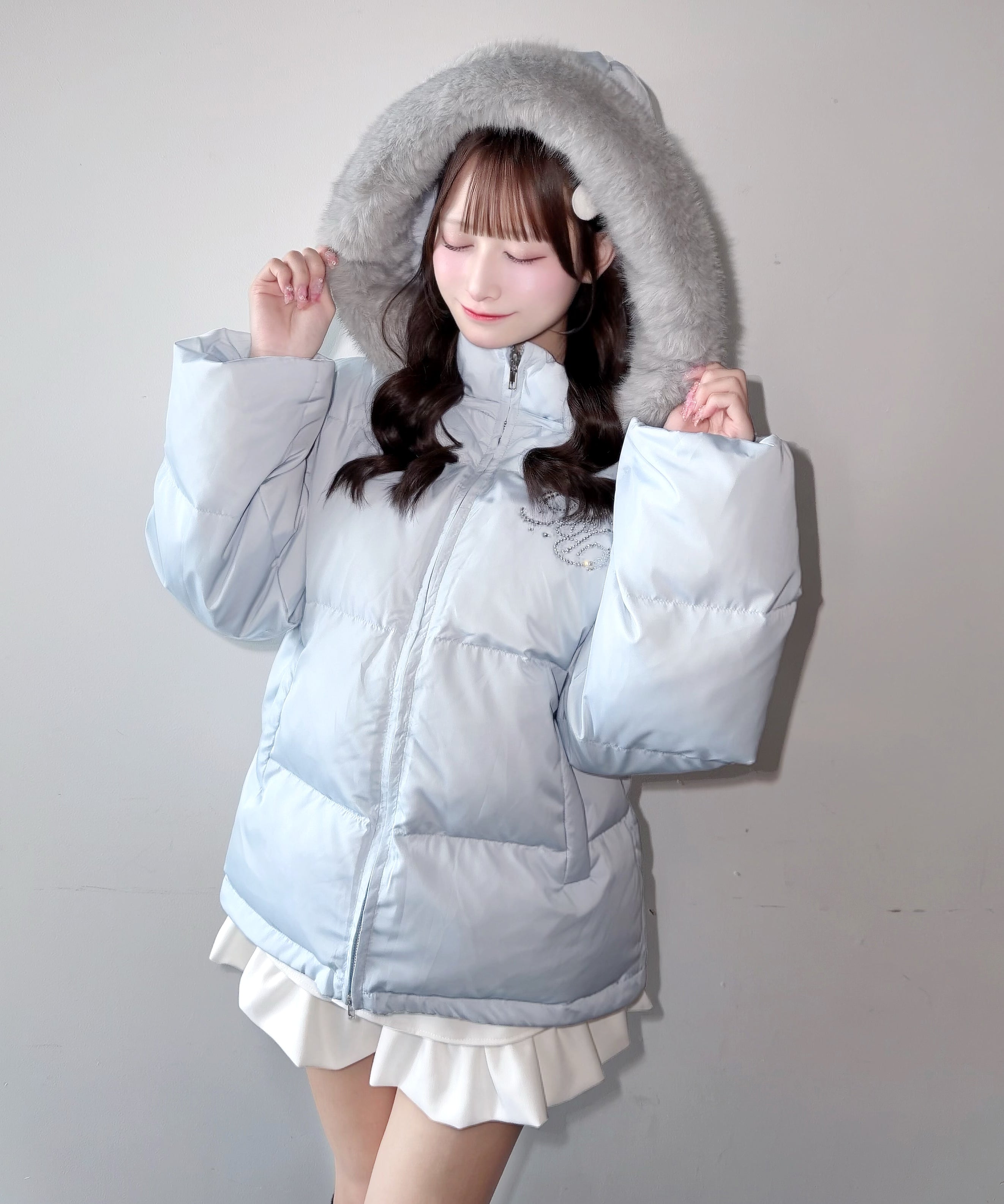 【10月23日(金)発売スタート】ファー付きダウン