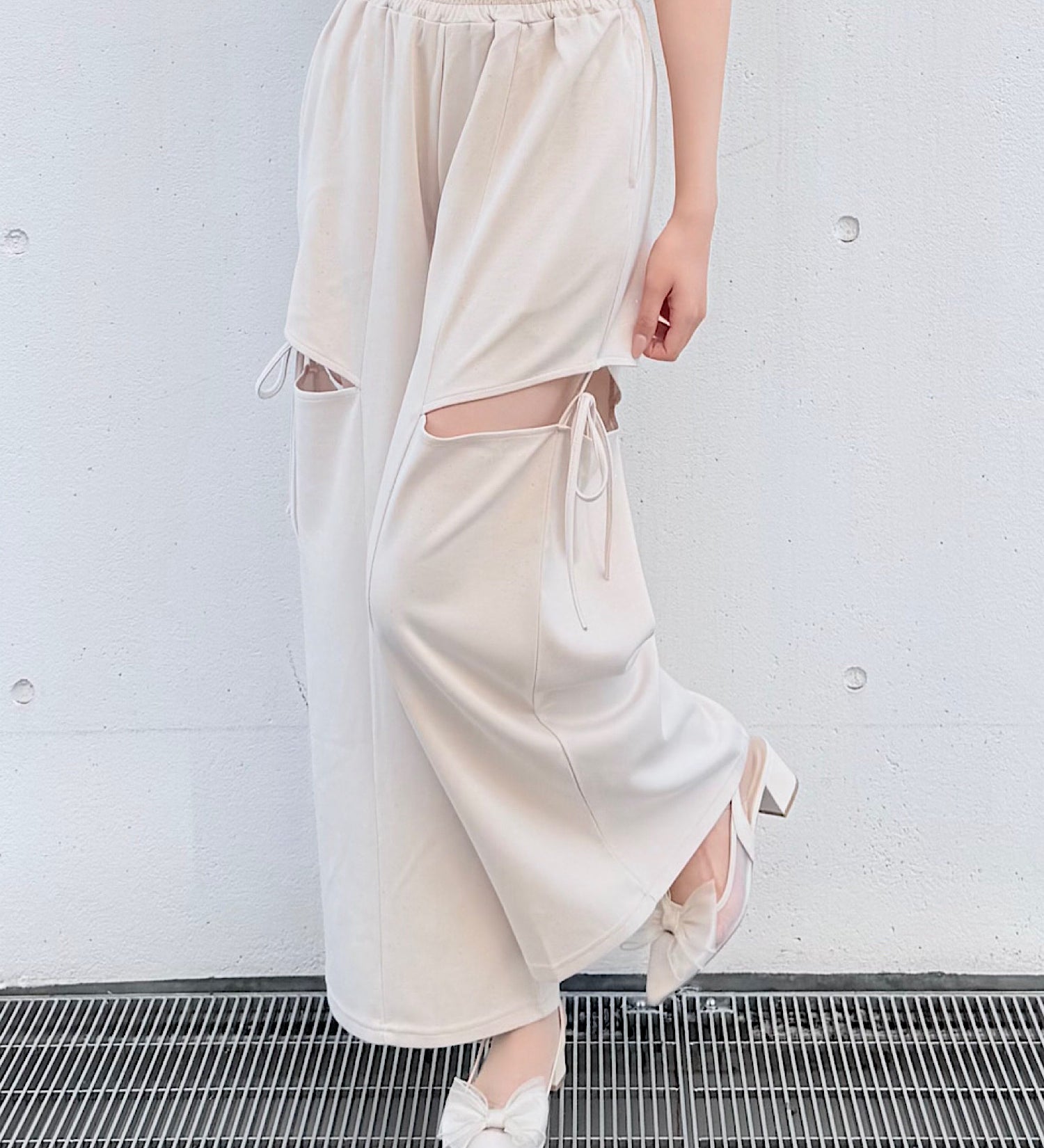 【予約商品5月中旬お届け】サイドリボンスウェットパンツ