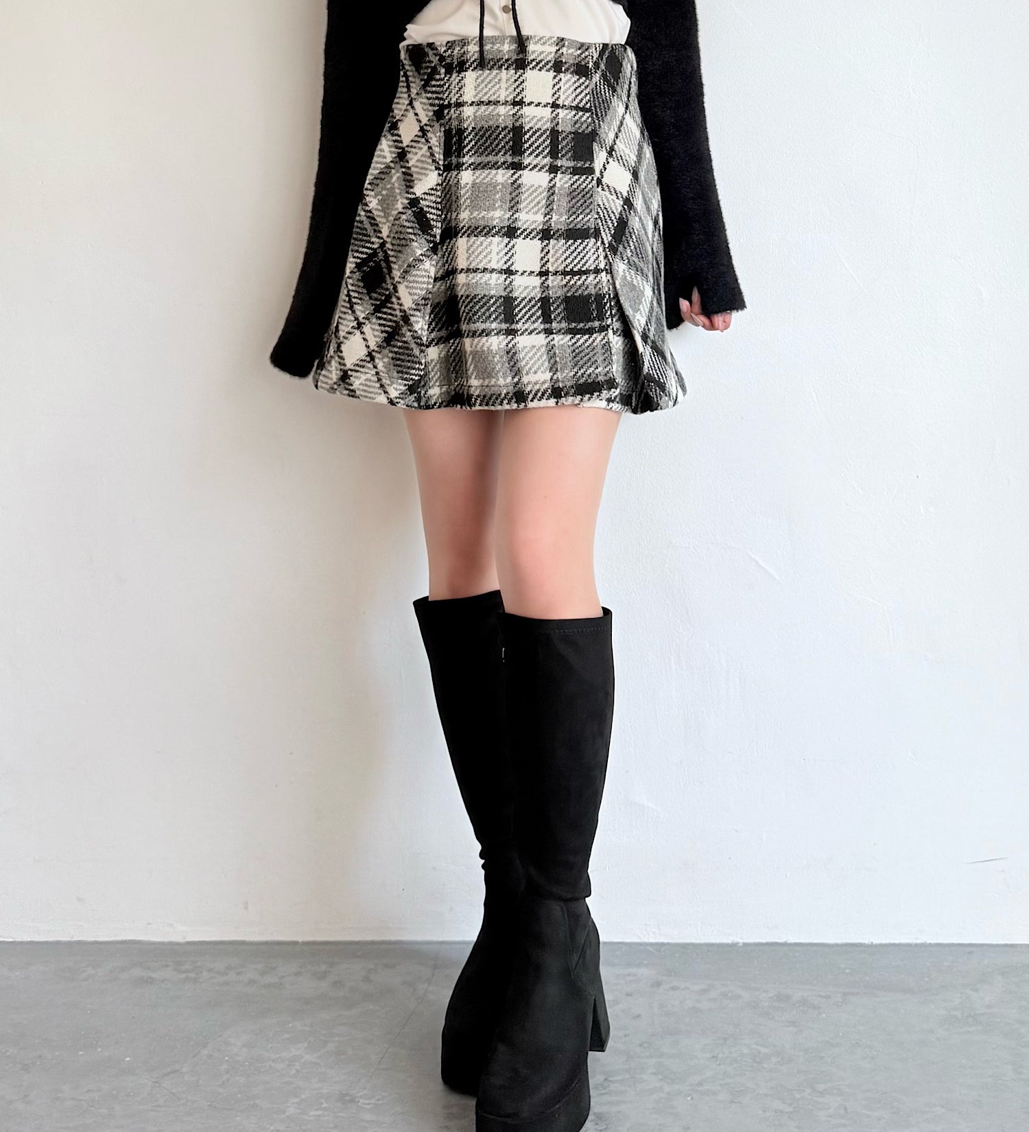 【予約商品 9月下旬お届け】ロービングチェックタックミニスカート
