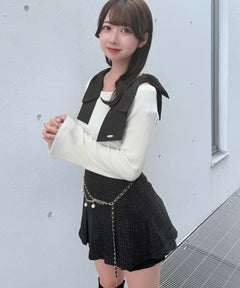 ショルダーリボンニット