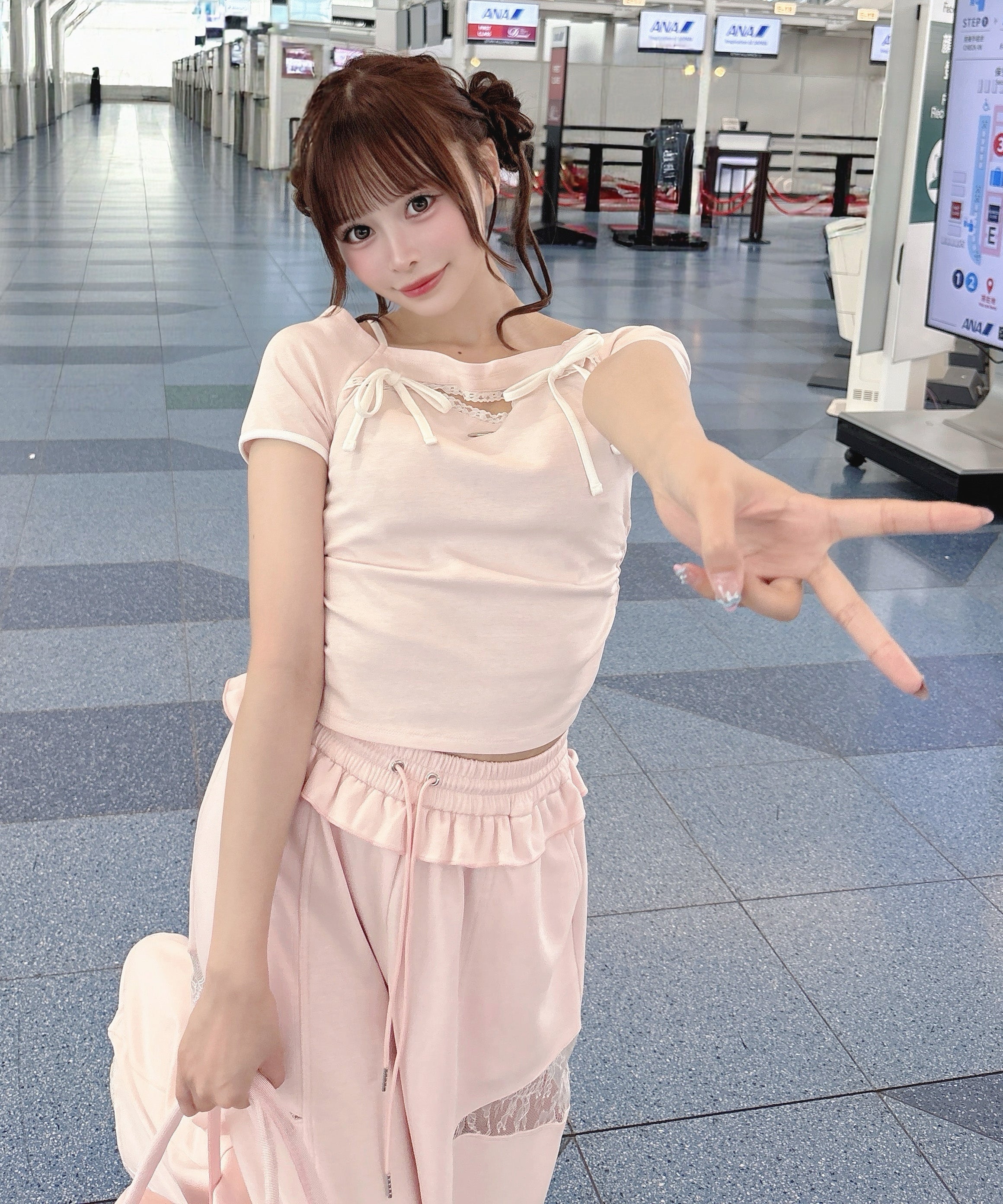 【6/26(金)発売スタート】オフショルリボンカットソー
