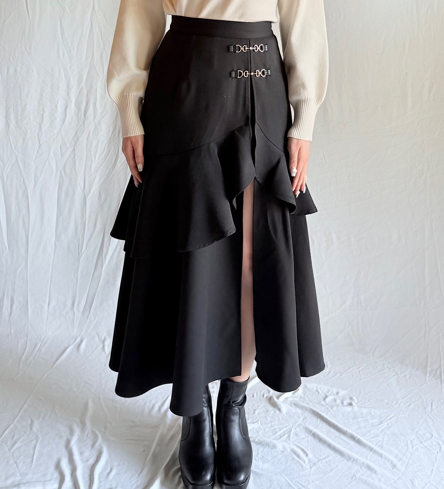 ビットラッフルスリットスカート