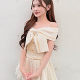【一部予約商品 6月上旬お届け】リボンオフショルニット