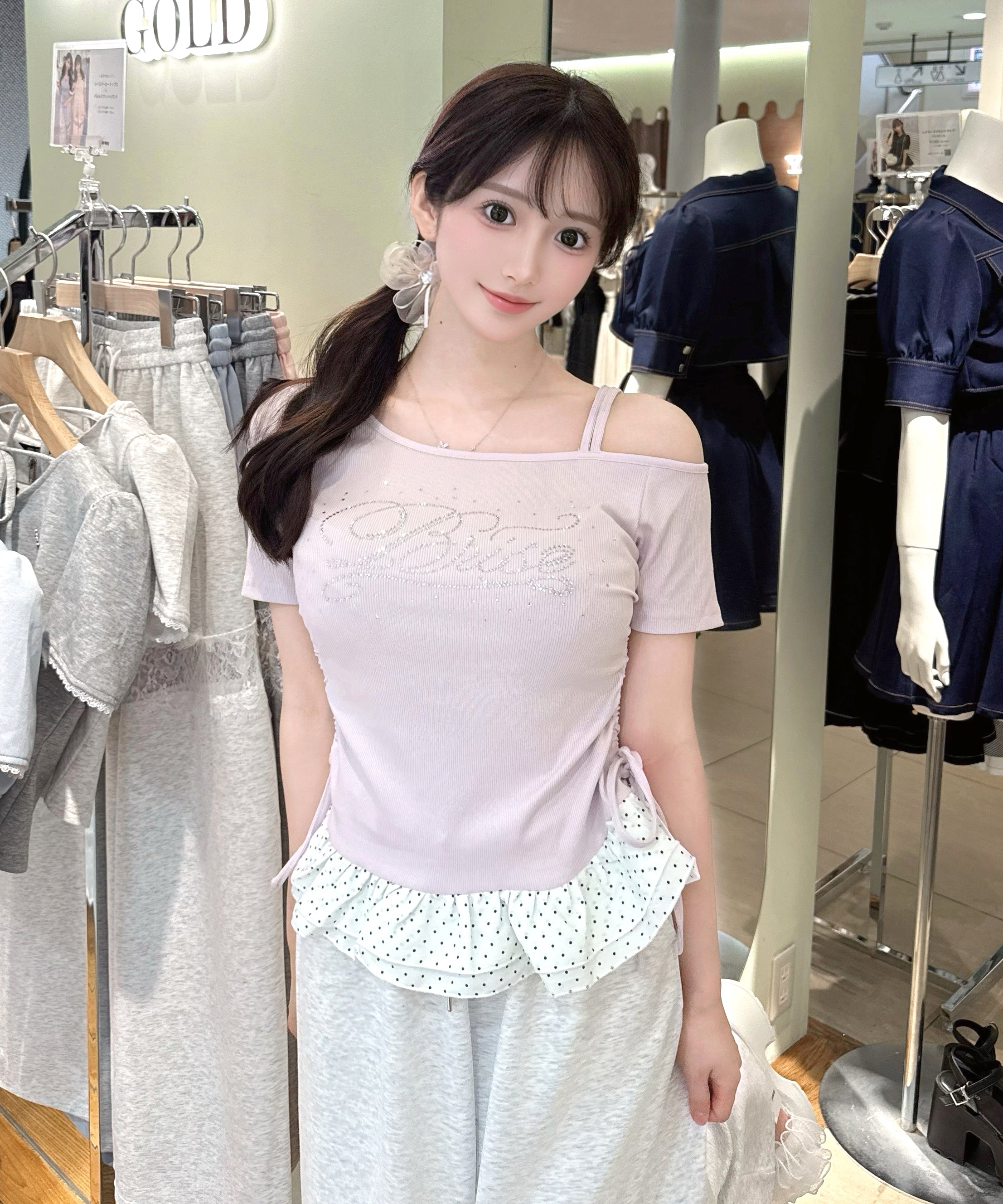 ワンショルストーンロゴTシャツ
