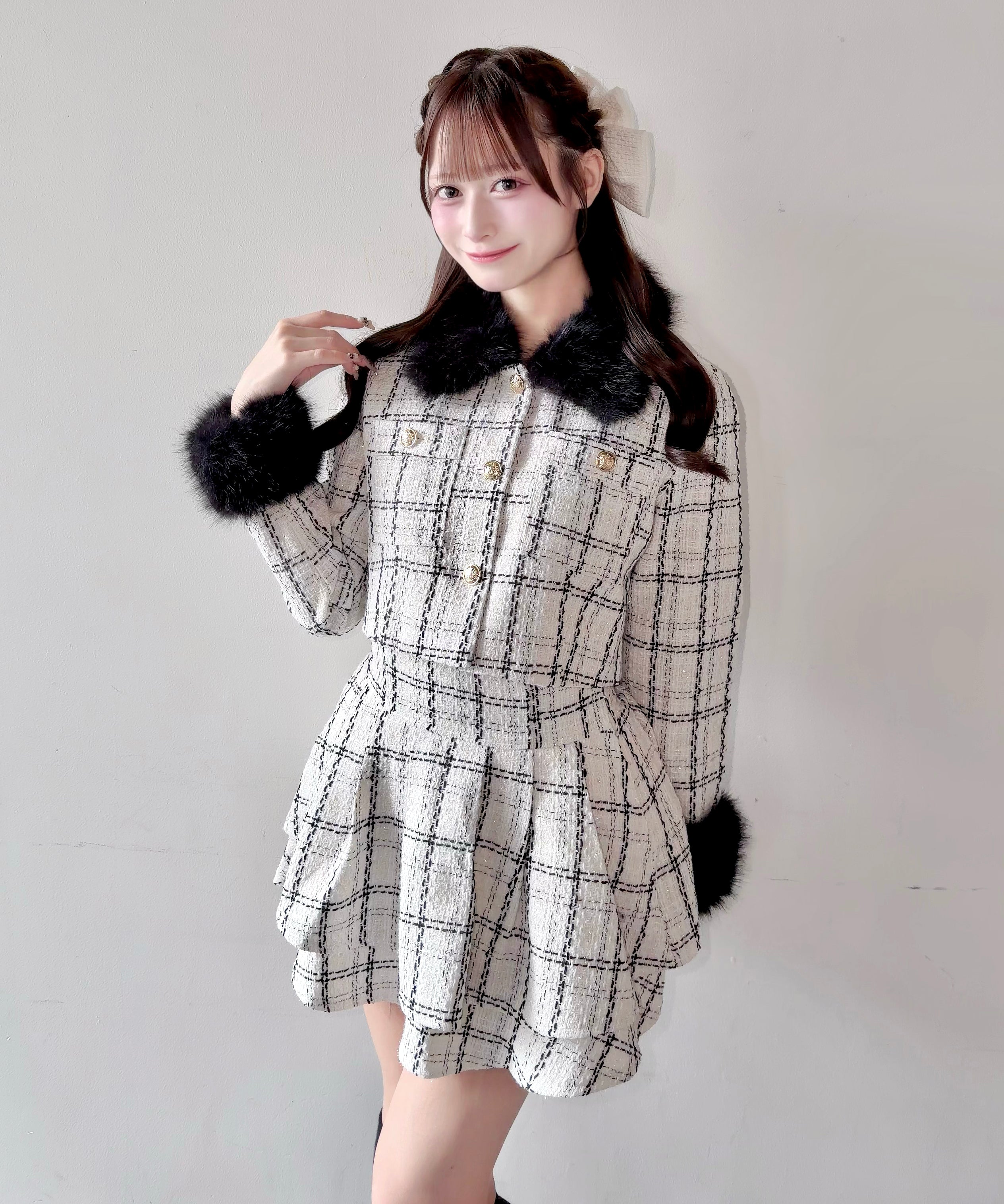 ファー付きバイカラーセットアップ